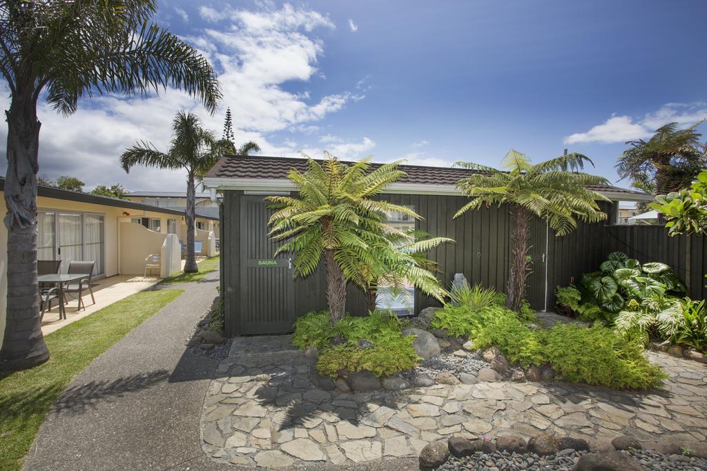 Palm Pacific Resort & Motel Whangamata Exterior photo